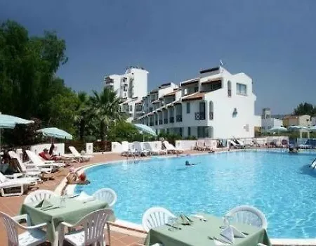 Kusadasi Denize Sifir Tatil Odalari ベッド・アンド・ブレックファスト *